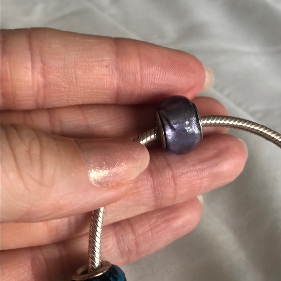 Glass beads - Picture 4 of 9